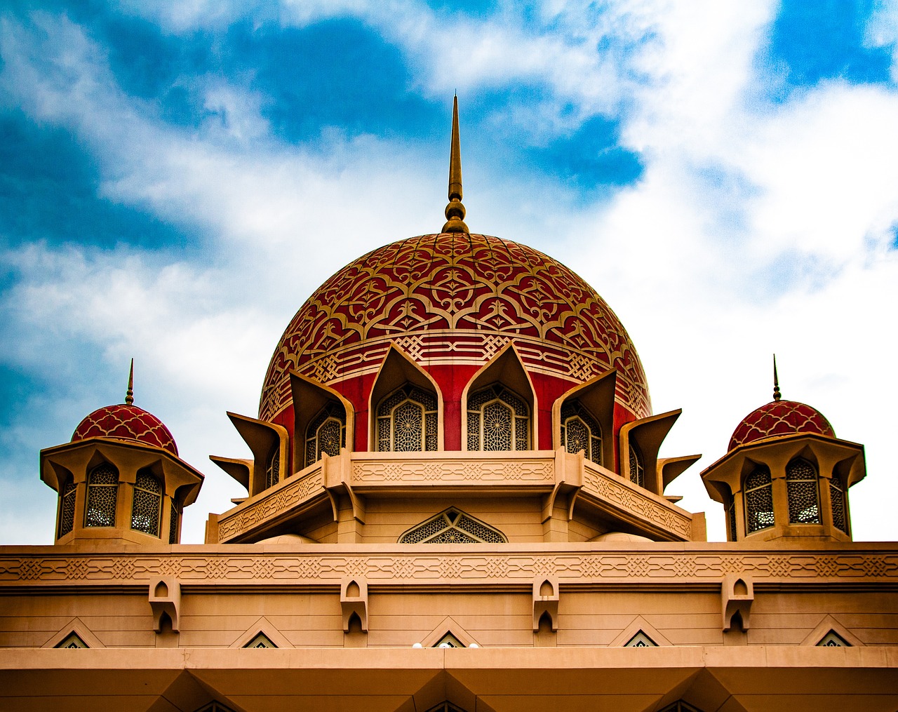 mosque, putrajaya, malaysia-2040578.jpg